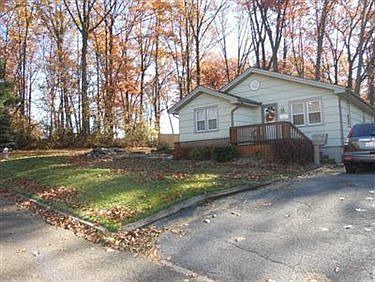 1st image of 1029 Holtz St