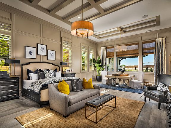 Master Bedroom and Retreat with 13 ft Ceiling