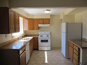 2nd image of 7 E Tremont St
