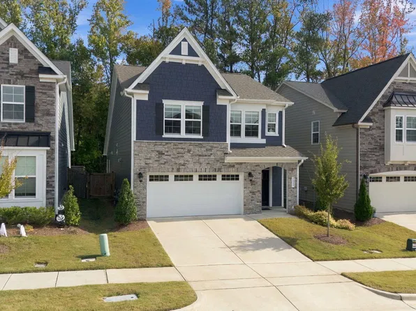 2409 Maplemere Ct, Durham, NC 27703