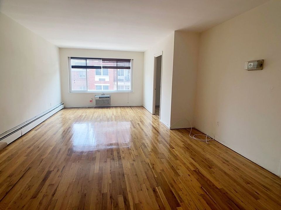 1st image of 25-18 35th St #3FF