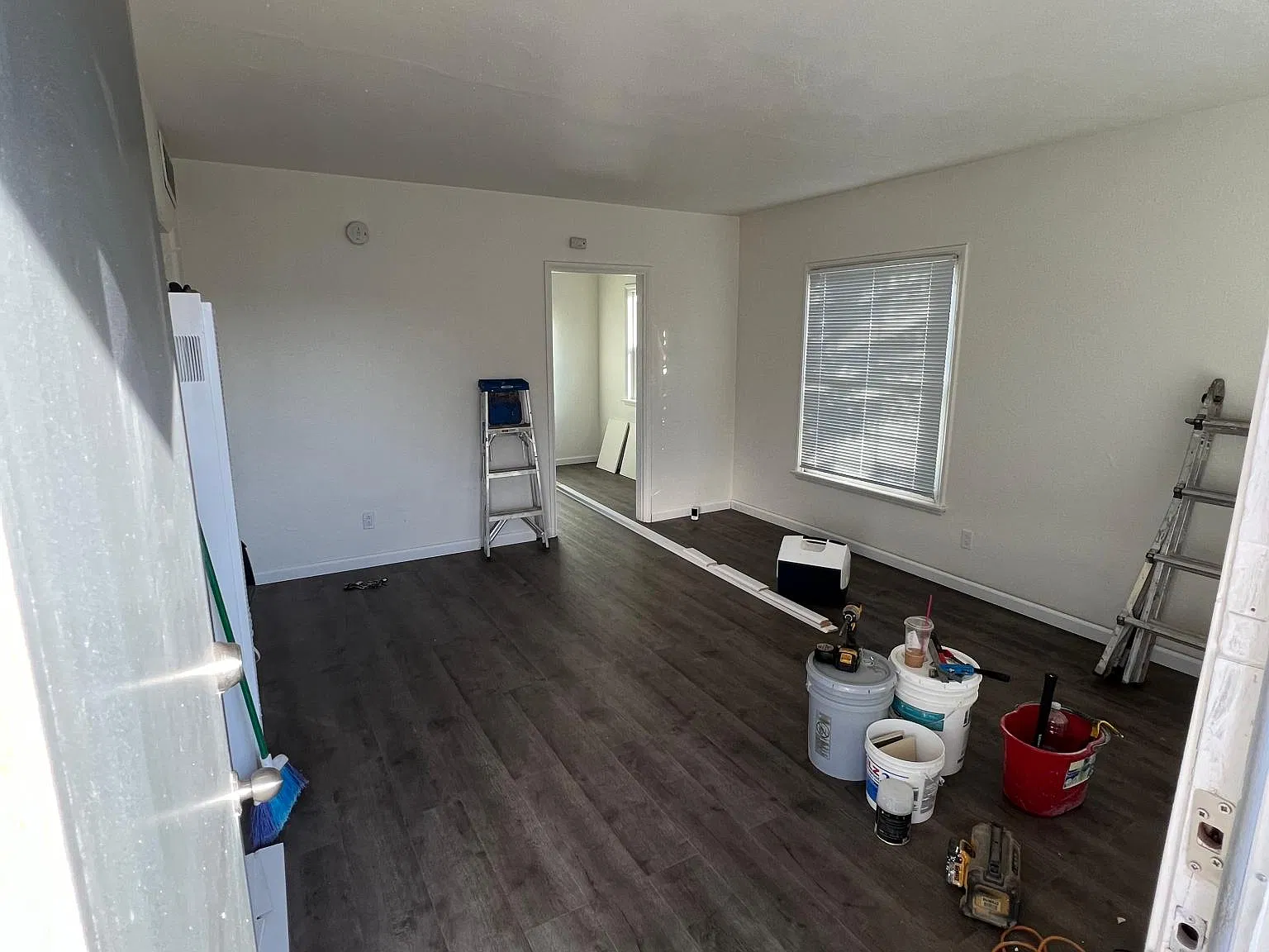 1 bed, 550 sqft, $1,025 — Photo 2