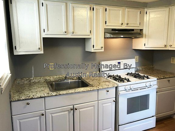 3rd image of 7064 Mitchell Ave #7064