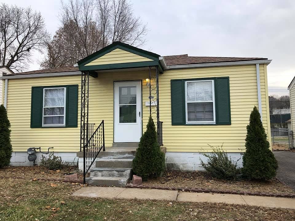 1st image of 409 Tower Grove Pl