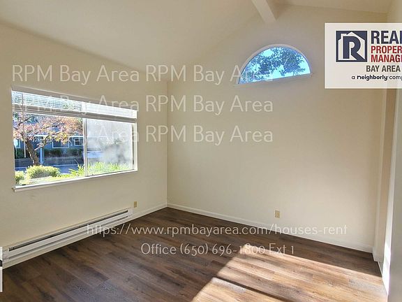 4th image of 1502 Four Oaks Cir