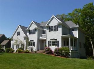 3 Korean Veterans Rd, Foxboro, MA 02035