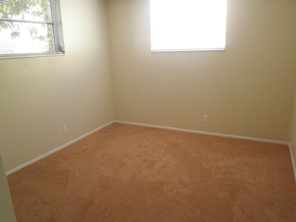 1st bedroom