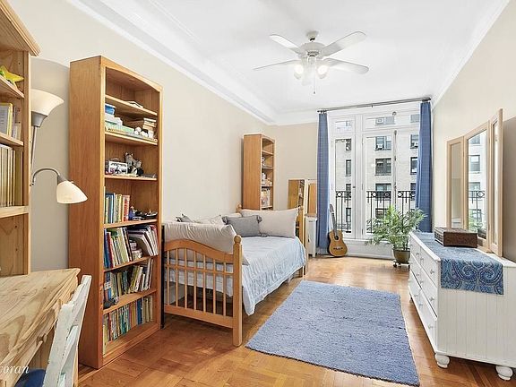 4th image of 895 W End Ave APT 5B