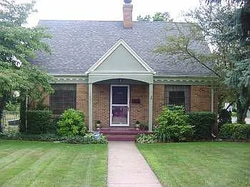 1502 Cedar St photo 1