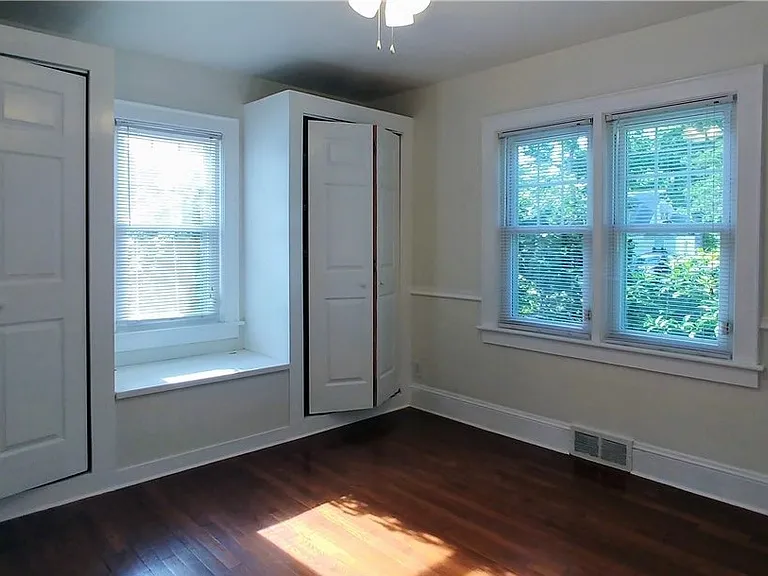 401 N Shore Rd — Photo 9