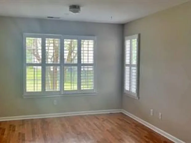 145 Pickett Creek Ln — Photo 10
