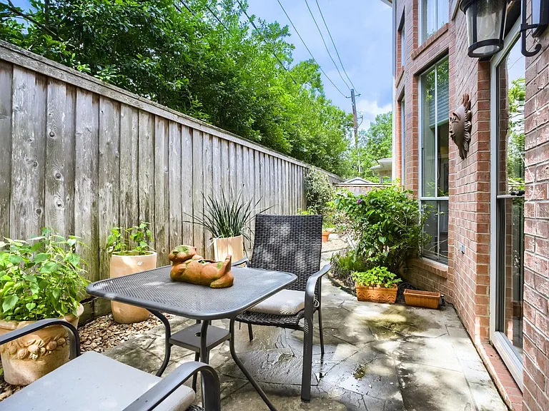 4147 E Northampton Pl — Photo 39