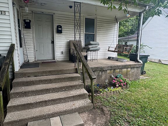2nd image of 215 Arceme Ave #2