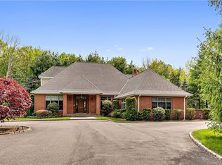 41 Wrights Mill Rd, Armonk, NY 10504