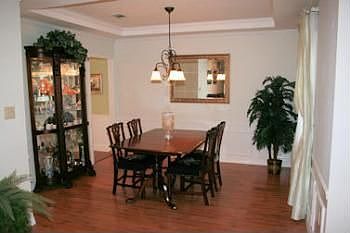 5th image of 76 Poplar Dr