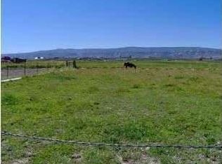 1381 O Rd, Loma, CO 81524