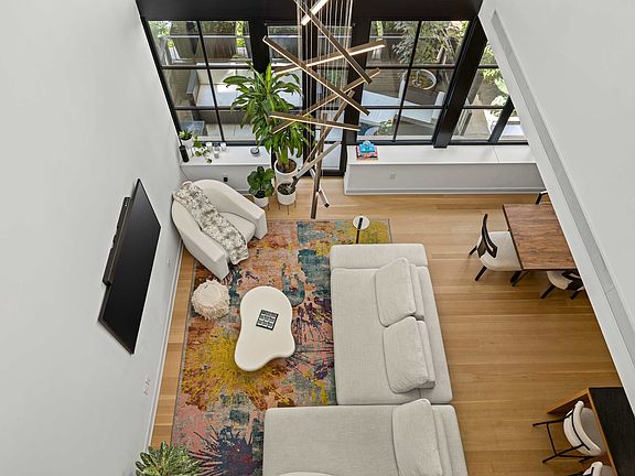 3rd image of 550 W 29th St #3C