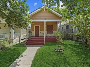 2212 32nd St, Galveston, TX 77550