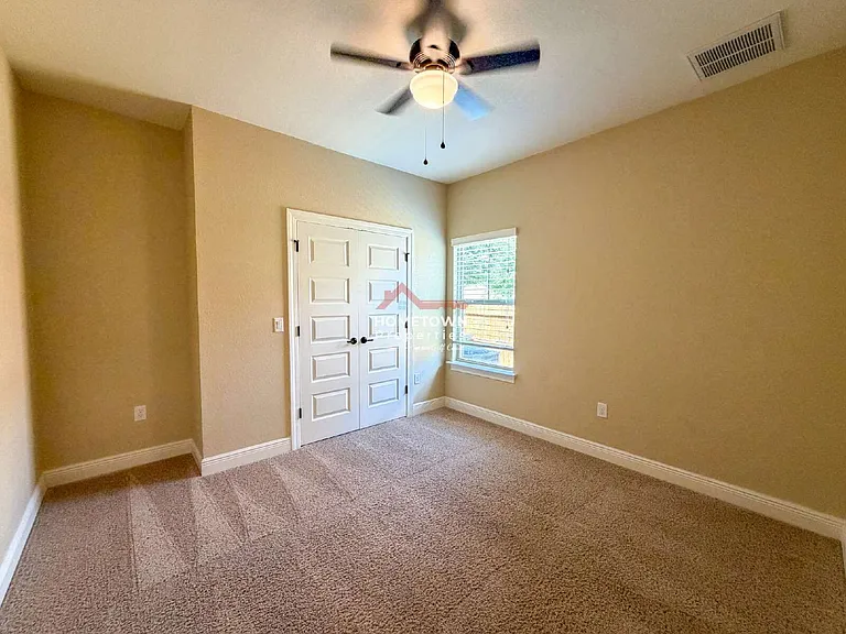 5573 Nate Ln — Photo 24