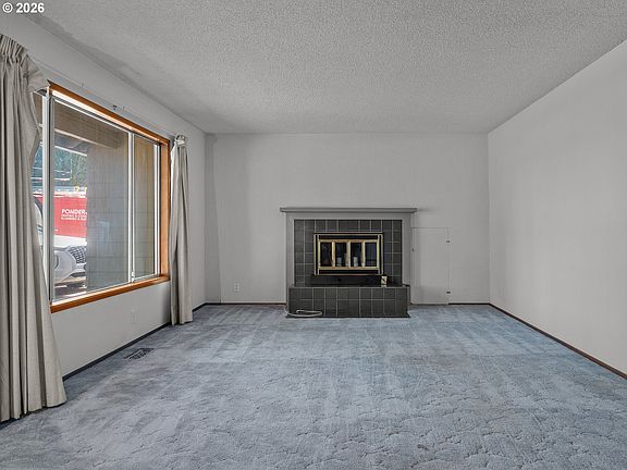 4th image of 3116 NE Brogden St