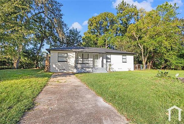 1st image of 1203 Carthage Dr