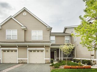 27 Indigo Rd, Hackettstown, NJ 07840