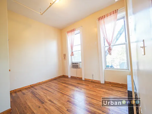 Rented by Urban Pads | media 5