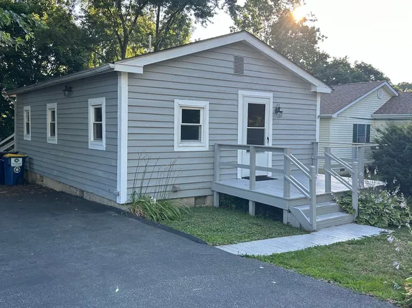 564 Chestnut St, Townsend, DE 19734