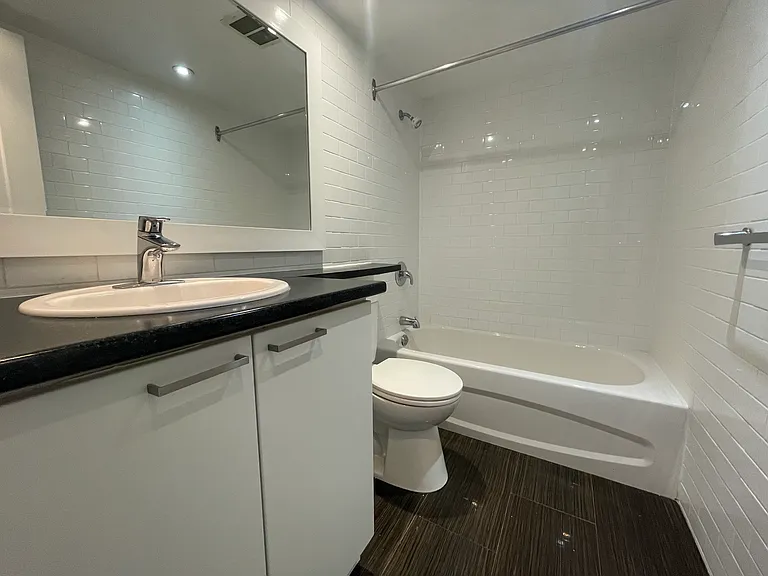 370 Ridelle Ave — Photo 52