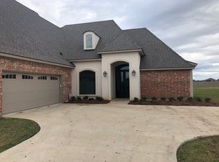 341 Links Dr, Alexandria, LA 71303