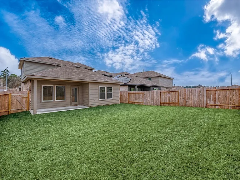 5619 Vintage Oakmont Dr — Photo 43