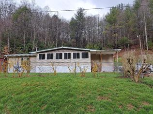 844 Rector Laurel Rd, Flag Pond, TN 37657