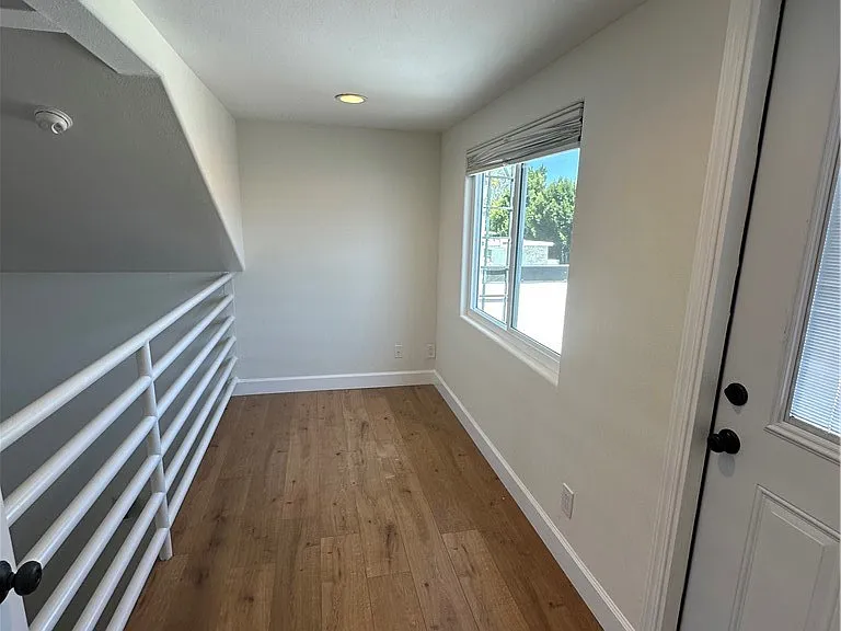 13508 Moorpark St #2 — Photo 54