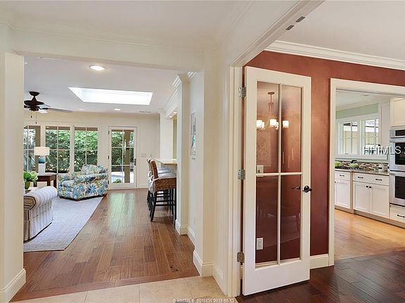 5th image of 8 Baynard Cove Rd