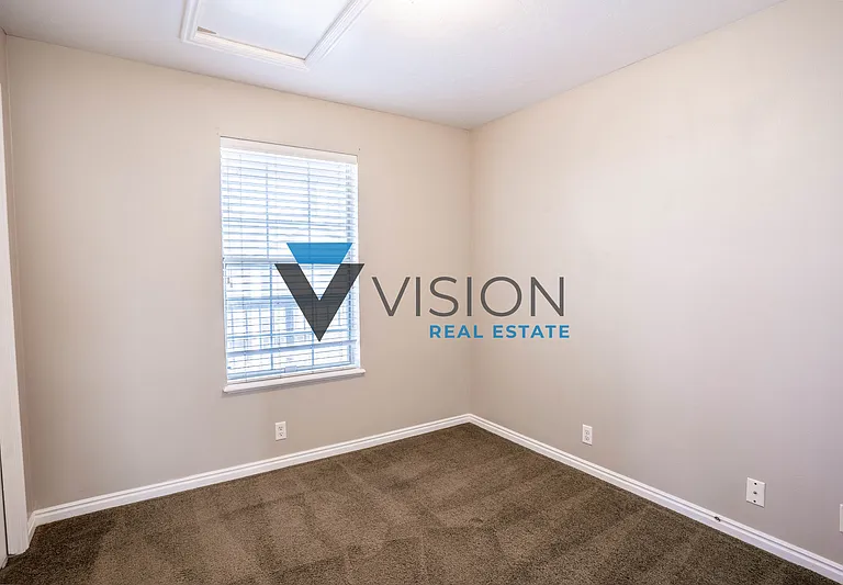 909 N 500 W #12 — Photo 9