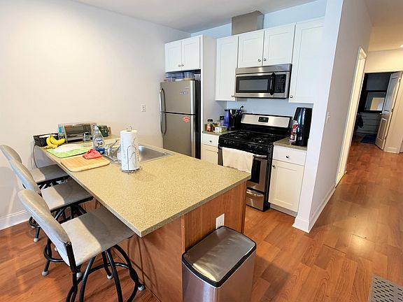 3rd image of 1508 Fairmount Ave #A