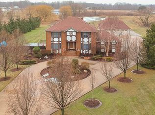 3800 Vandemark Rd, Litchfield, OH 44253