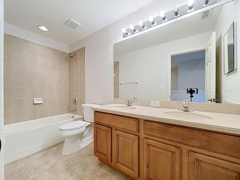 11524 Pennsville Ct — Photo 61