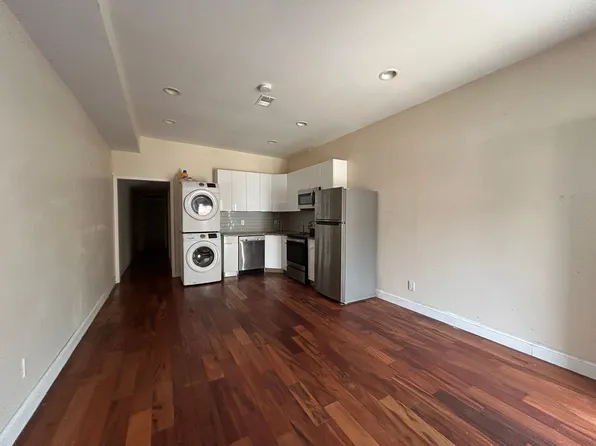 1635 S Broad st, 1635 S Broad St #1R, Philadelphia, PA 19148