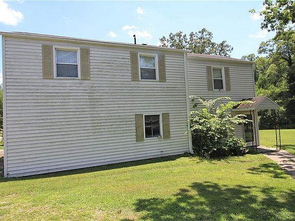 3rd image of 2221 Glenside Dr
