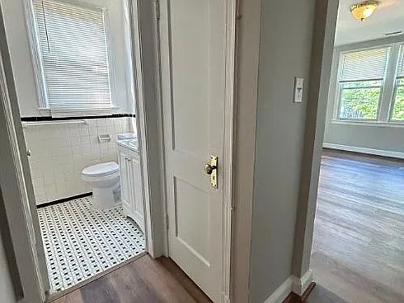 5th image of 316 34th St SE #4B