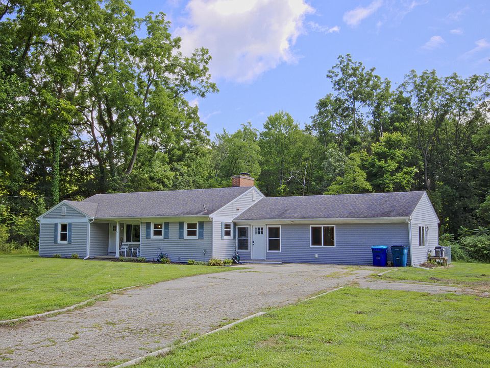 1st image of 15783 Portage Rd