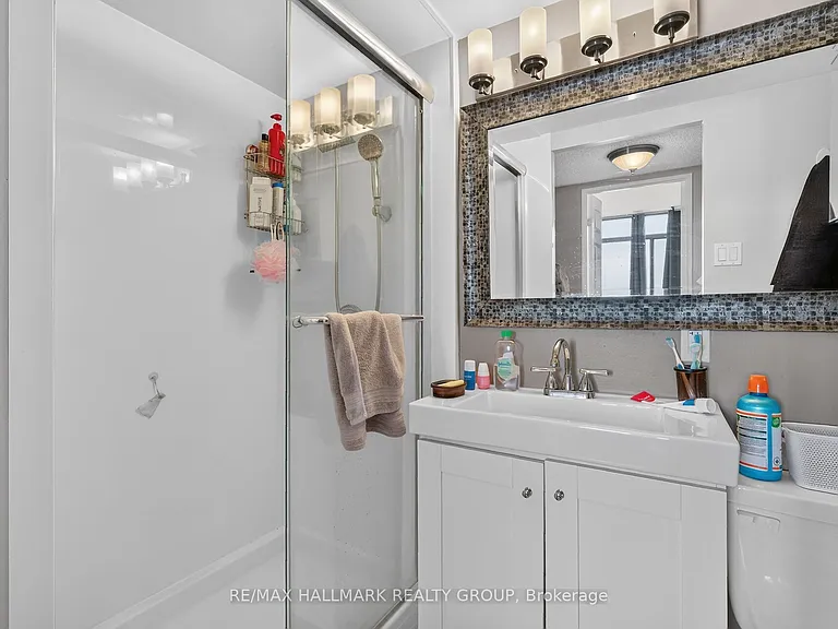530 Laurier Ave W #1907 — Photo 28