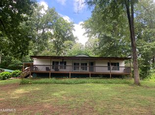 319 Sunnyside Rd, Sweetwater, TN 37874