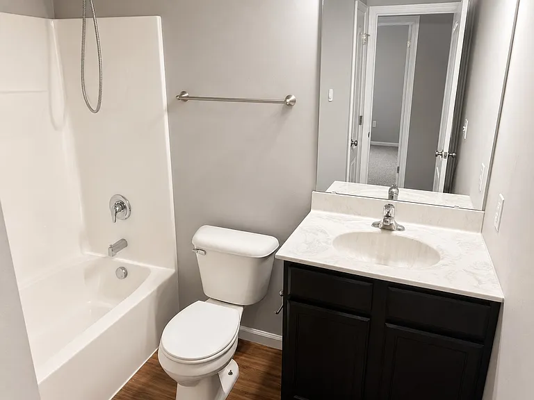 719 Aragorn Ln — Photo 4