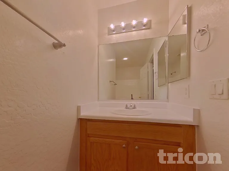 23443 W Harrison Dr — Photo 11