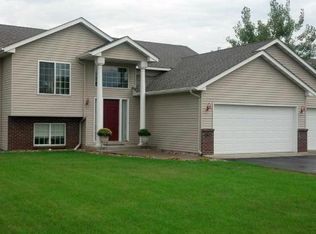 2327 Vermont Dr, Sartell, MN 56377