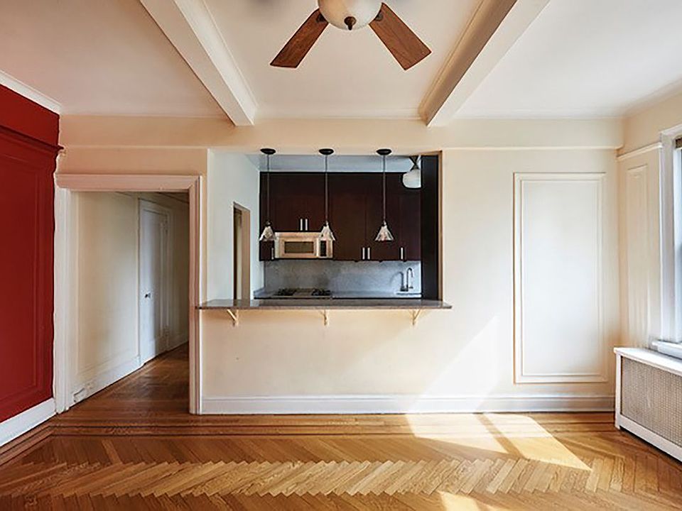 1st image of 535 W 110th St APT 4E