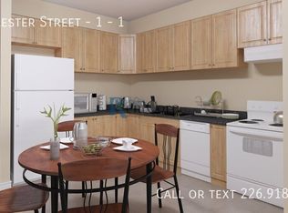 253 Lester St #1, Waterloo, ON N2L 3W6