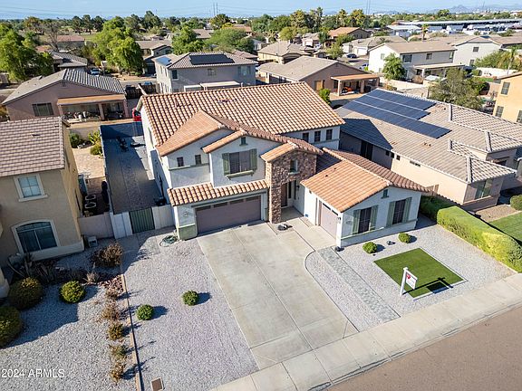 4th image of 6920 W GETTY Drive